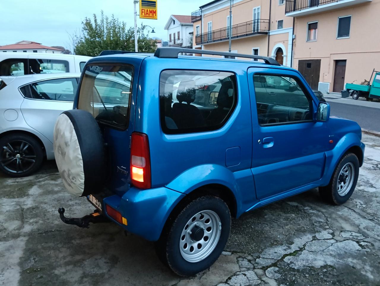 Suzuki Jimny 1.3i 16V cat 4WD JLX