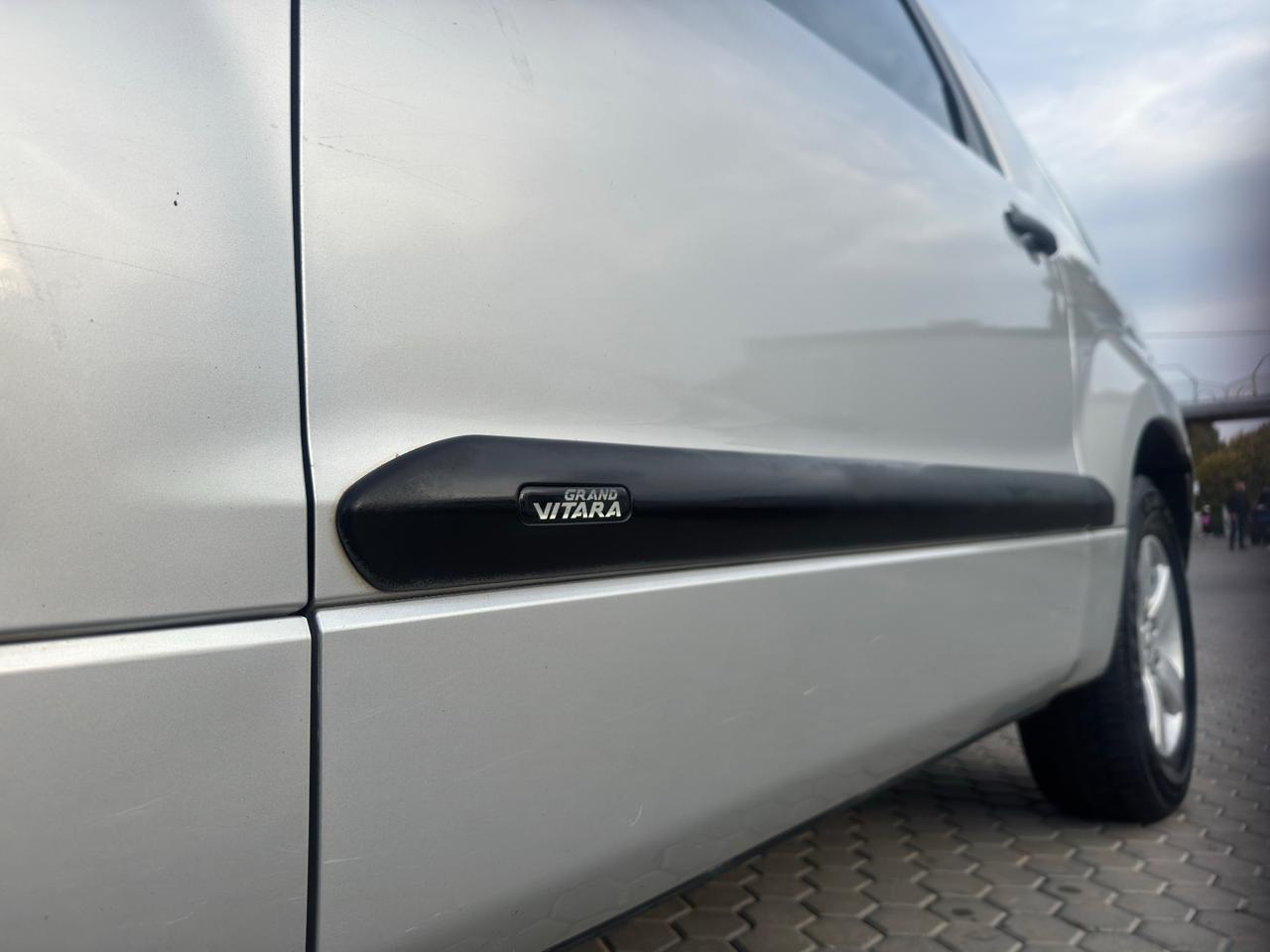 Suzuki Grand Vitara ADATTA A NEOPATENTATI 1.6 16V 3 porte