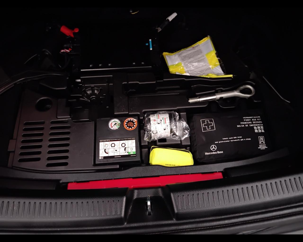 Mercedes-Benz Classe A - W177 2023 - A 180 Progressive Advanced Plus auto