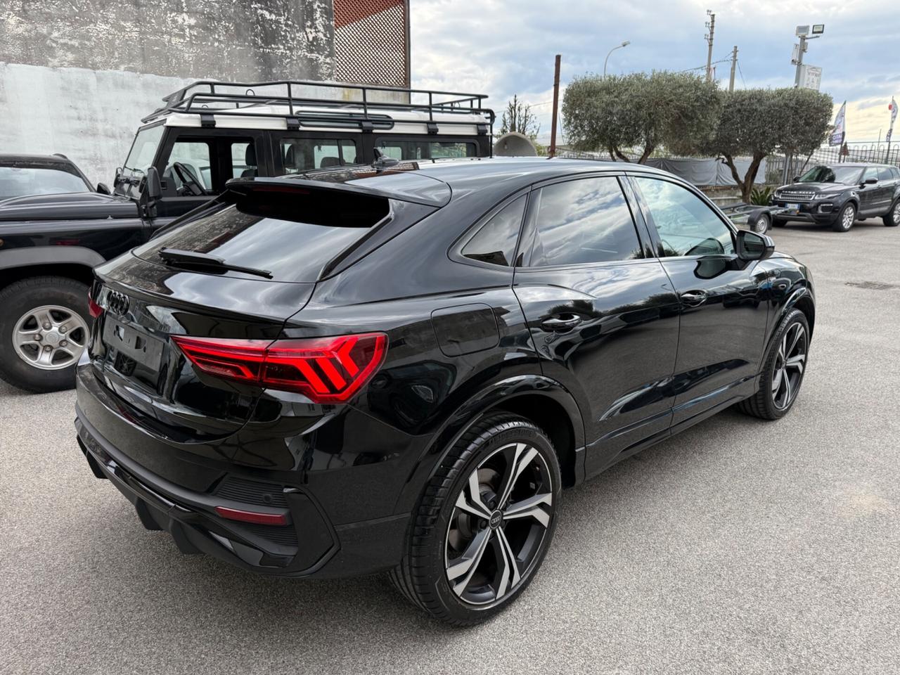 Audi Q3 SPB 2.0 TDI 35 S LINE - BLACK EDITION