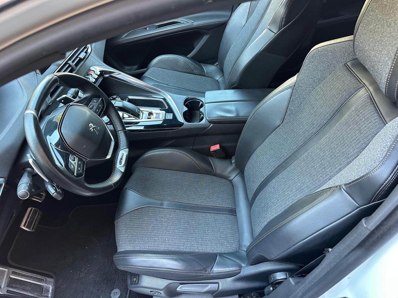 Peugeot 5008 BlueHDi 120 S&S EAT6 GT Line 7 POSTI