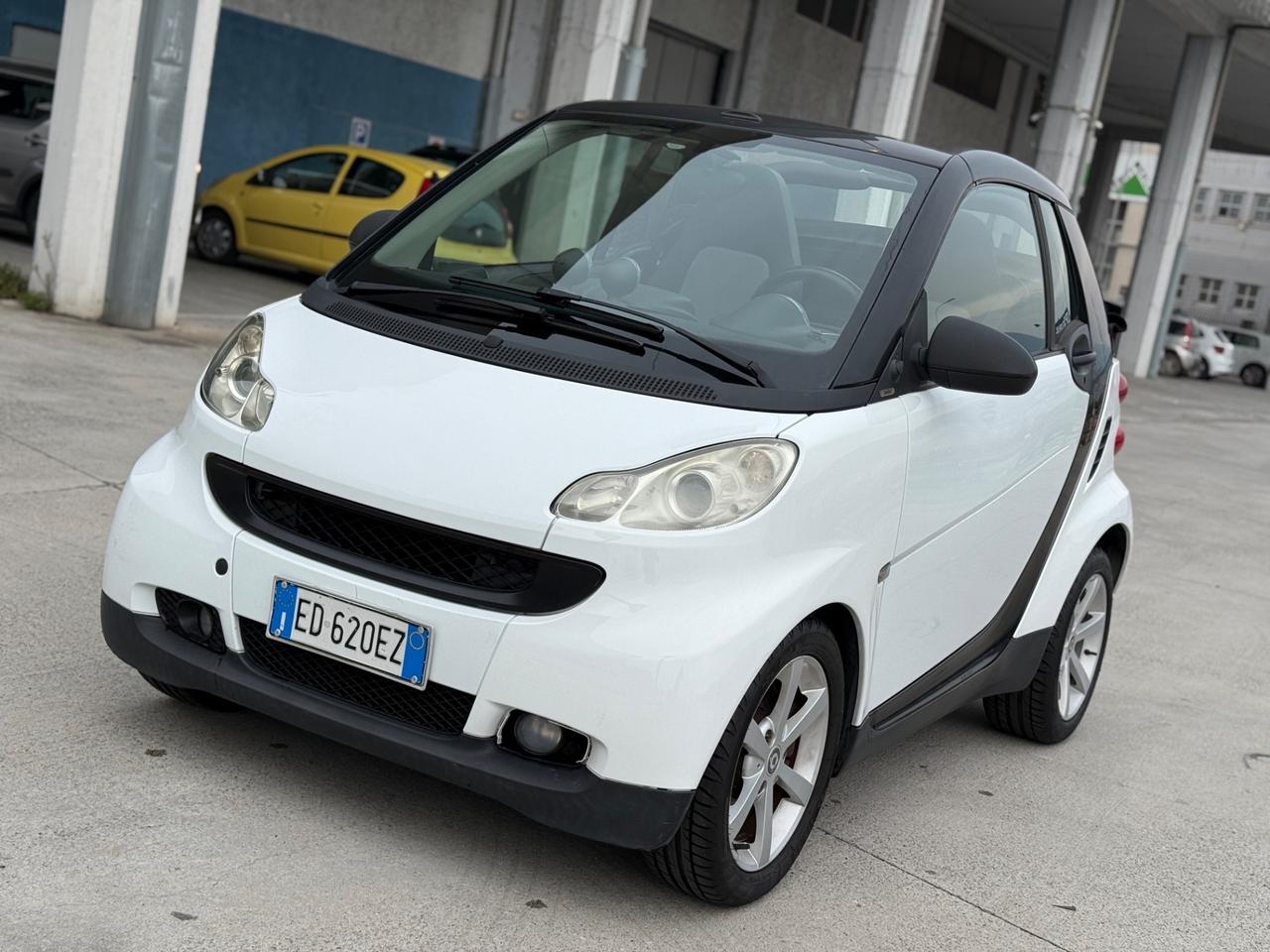 Smart ForTwo 1000 62 kW cabrio passion