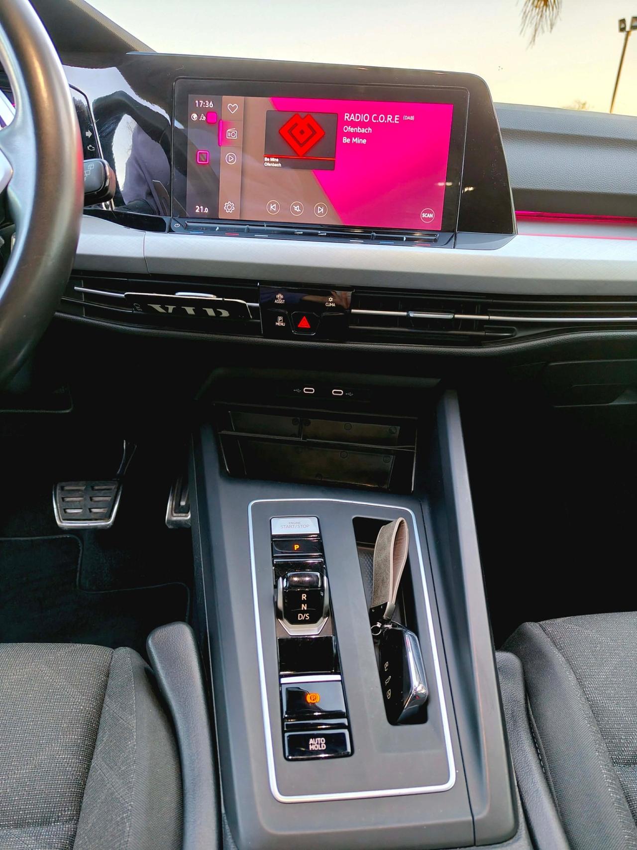 Volkswagen Golf 2.0 TDI DSG SCR Life - 2022