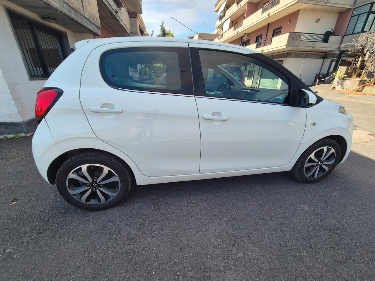 Citroen C1 1.0 Benzina 5 porte SHINE