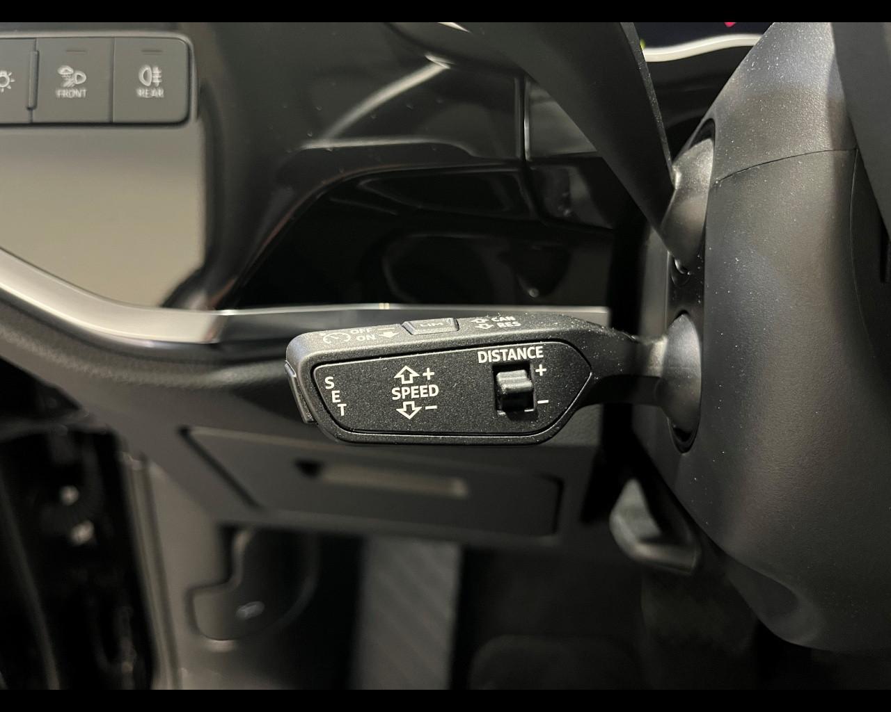 AUDI Q3 35 TFSI S TRONIC S LINE