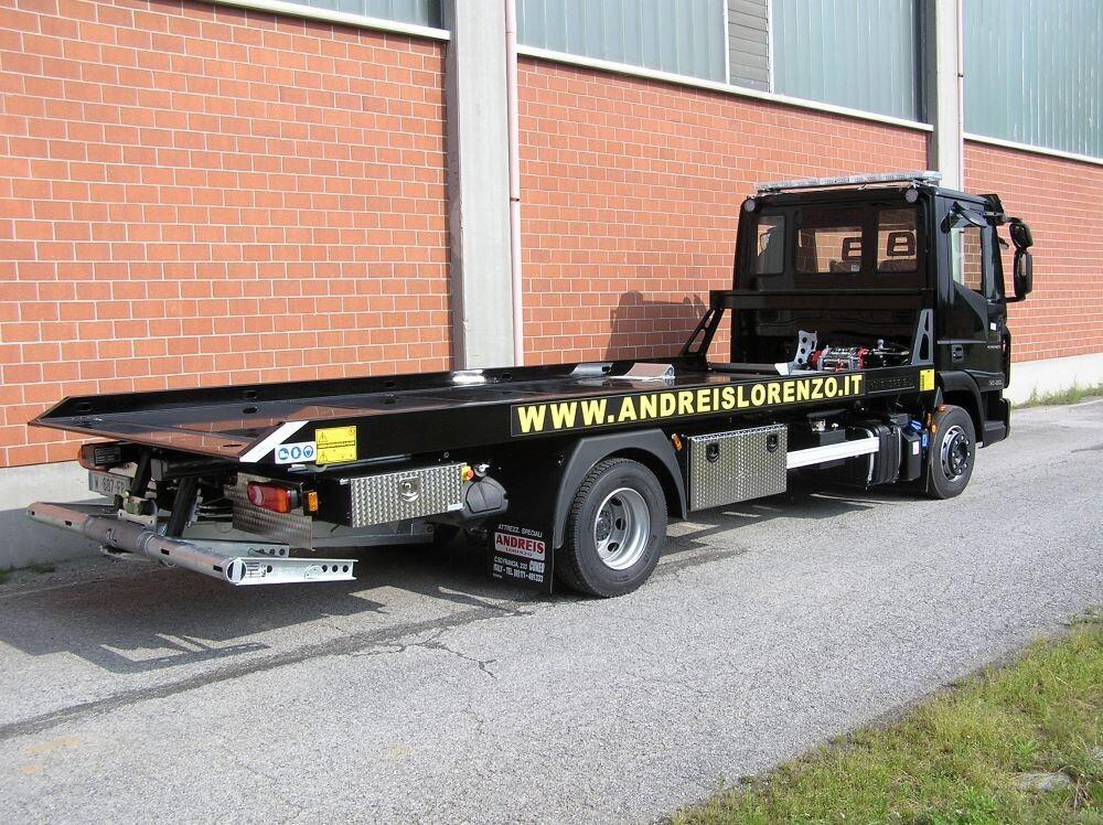 Carro attrezzi EUROCARGO 120EL22P anno 2025