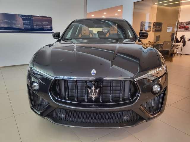 Maserati Levante 3.8 V8 TROFEO ULTIMA