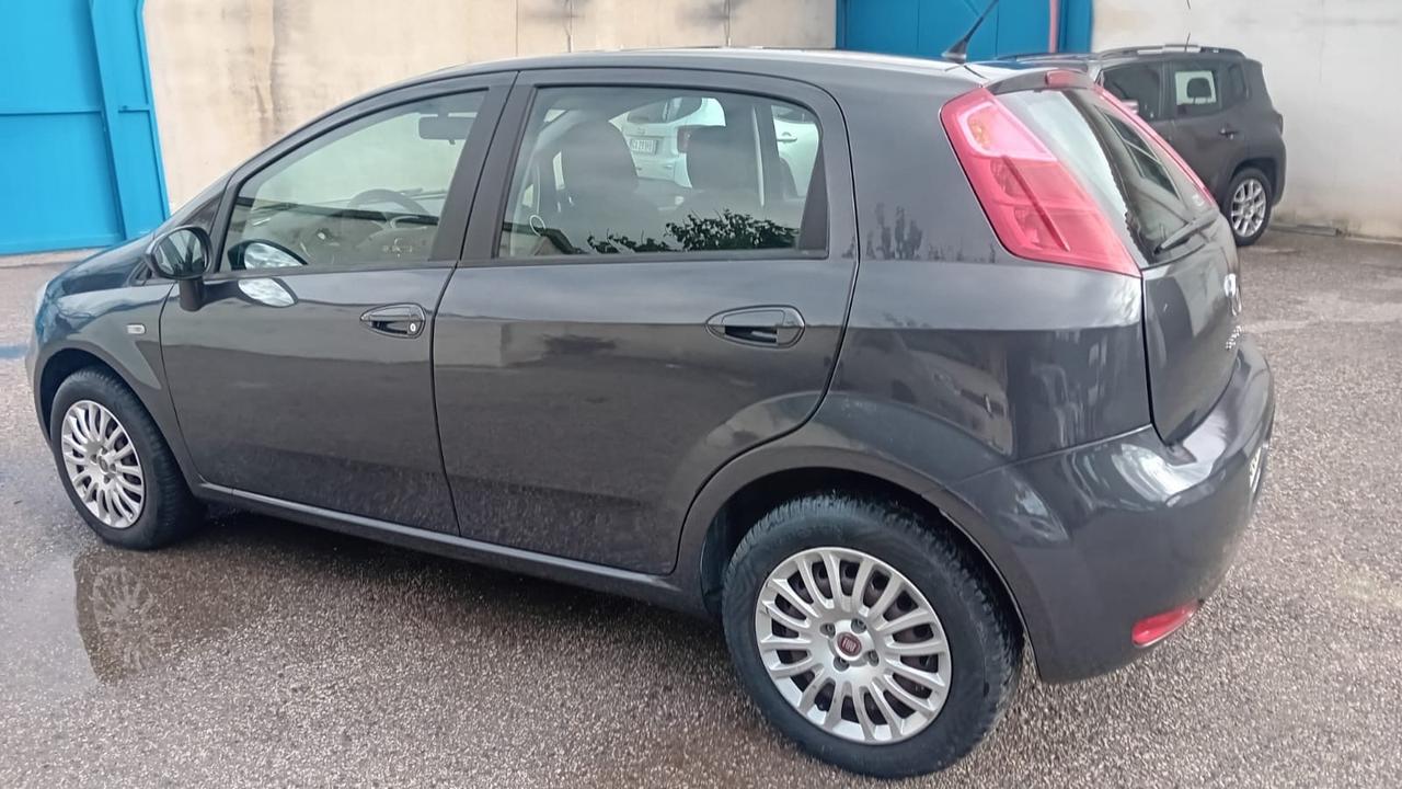 Fiat g.punto -5 P-1.4 gpl-full-2015