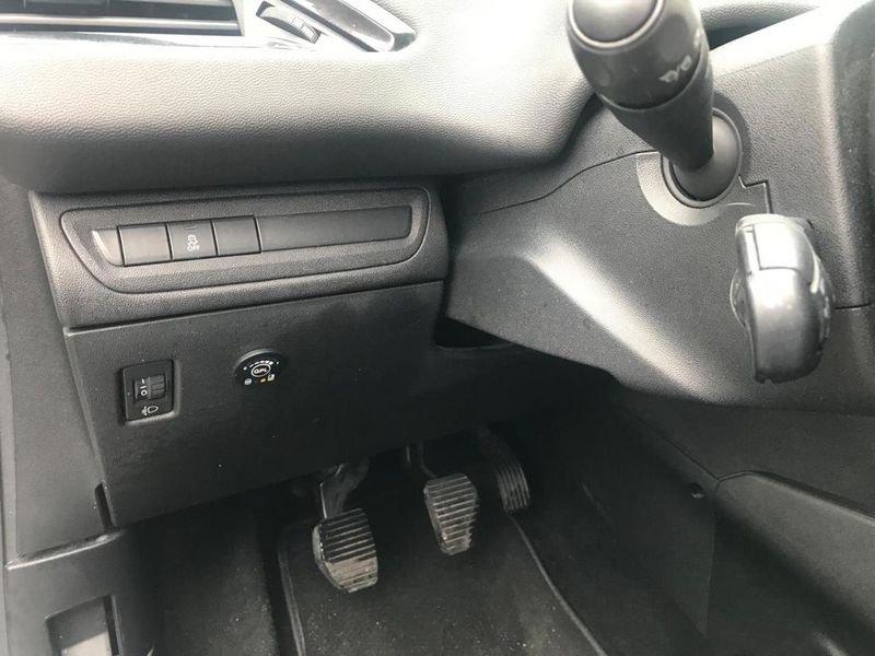 Peugeot 208 PureTech 82 5p. GPL Allure