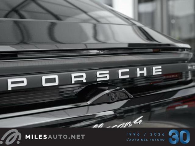 PORSCHE Macan Ev 4 PANO ACC Gancio Keyless PASM Bose