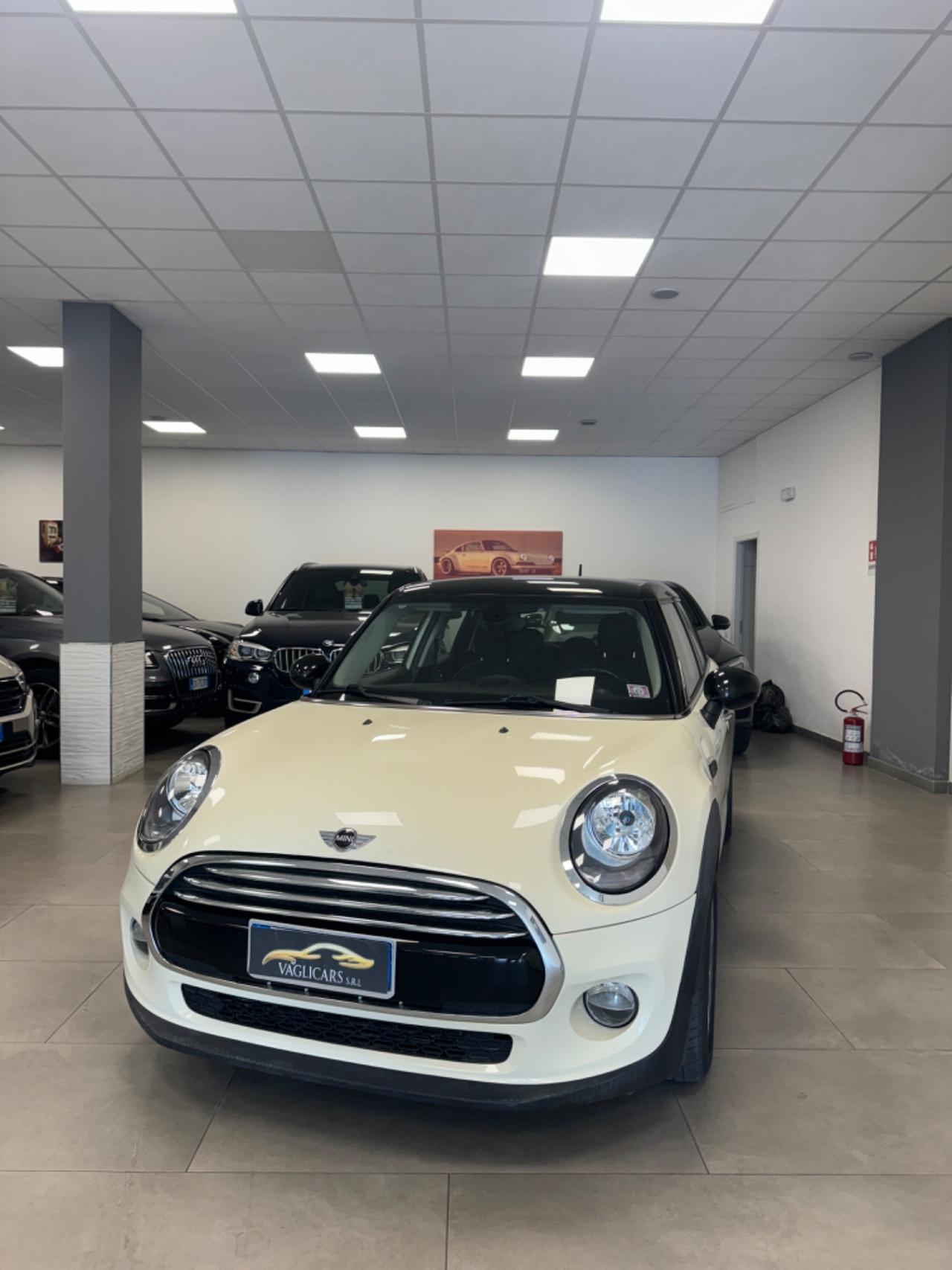 Mini Mini 1.5 Cooper D Business 5 porte