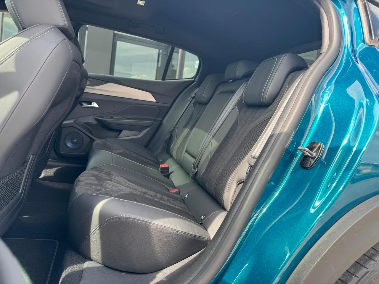 Peugeot 408 GT 225 First Edition