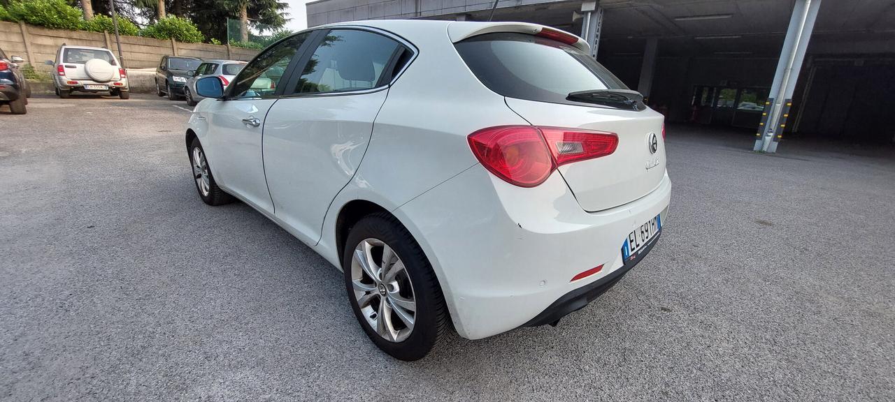 Alfa Romeo Giulietta 1.4 Turbo MultiAir Distinctive