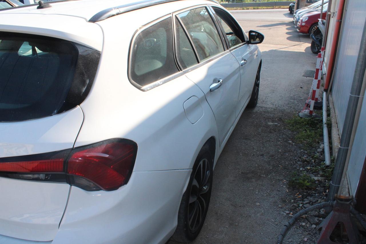 Fiat Tipo 1.6 Mjt S&S SW Lounge