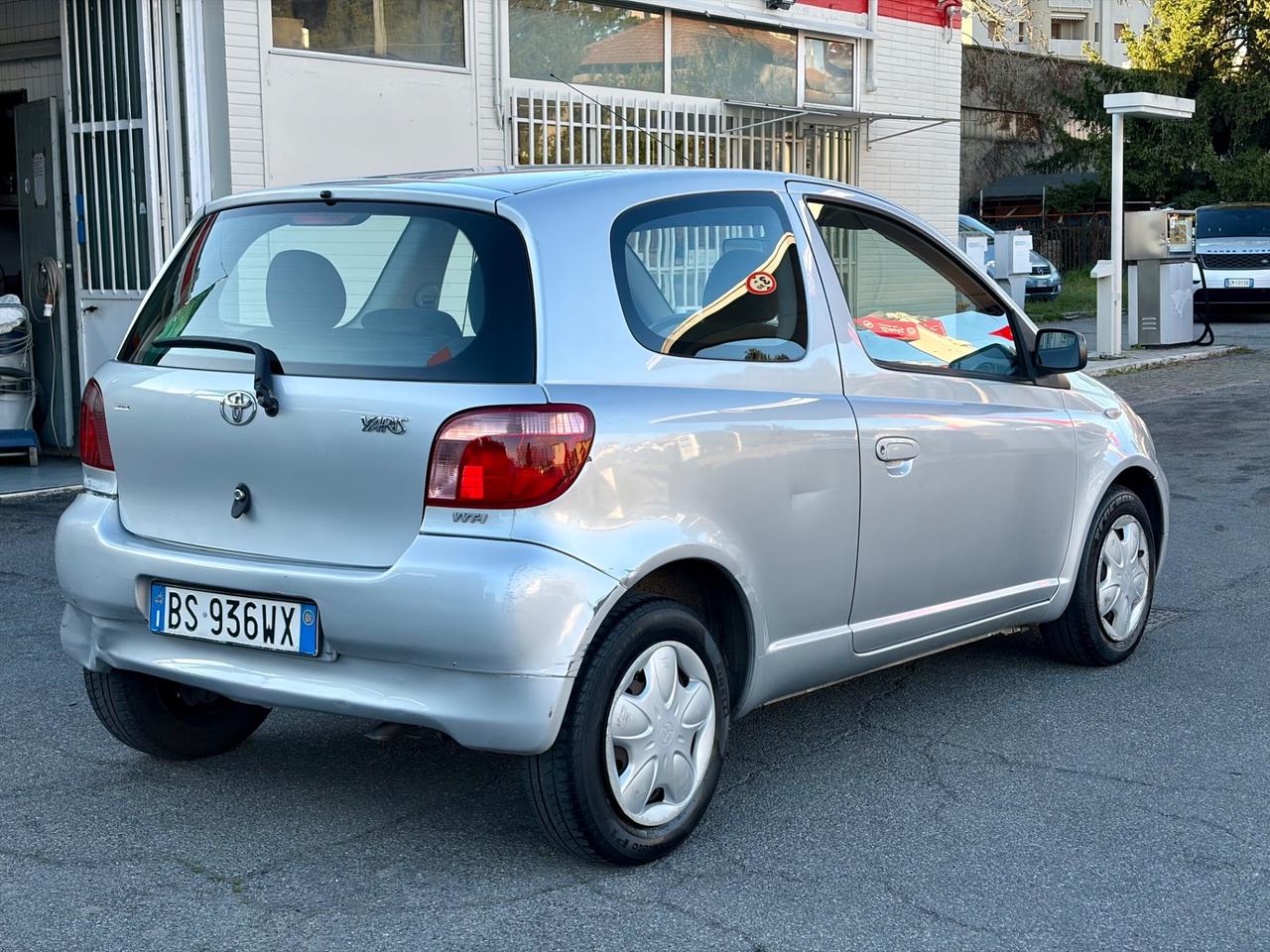 Toyota Yaris 1.0i 16V cat 3 porte Sol