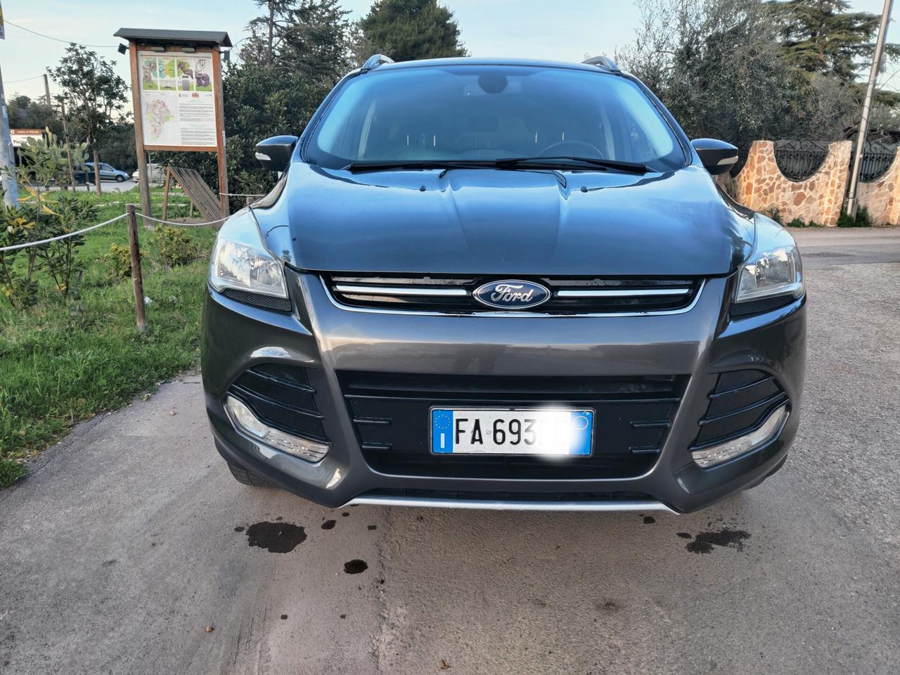 Ford Kuga 2.0 TDCI 150 CV S&S 4WD Titanium