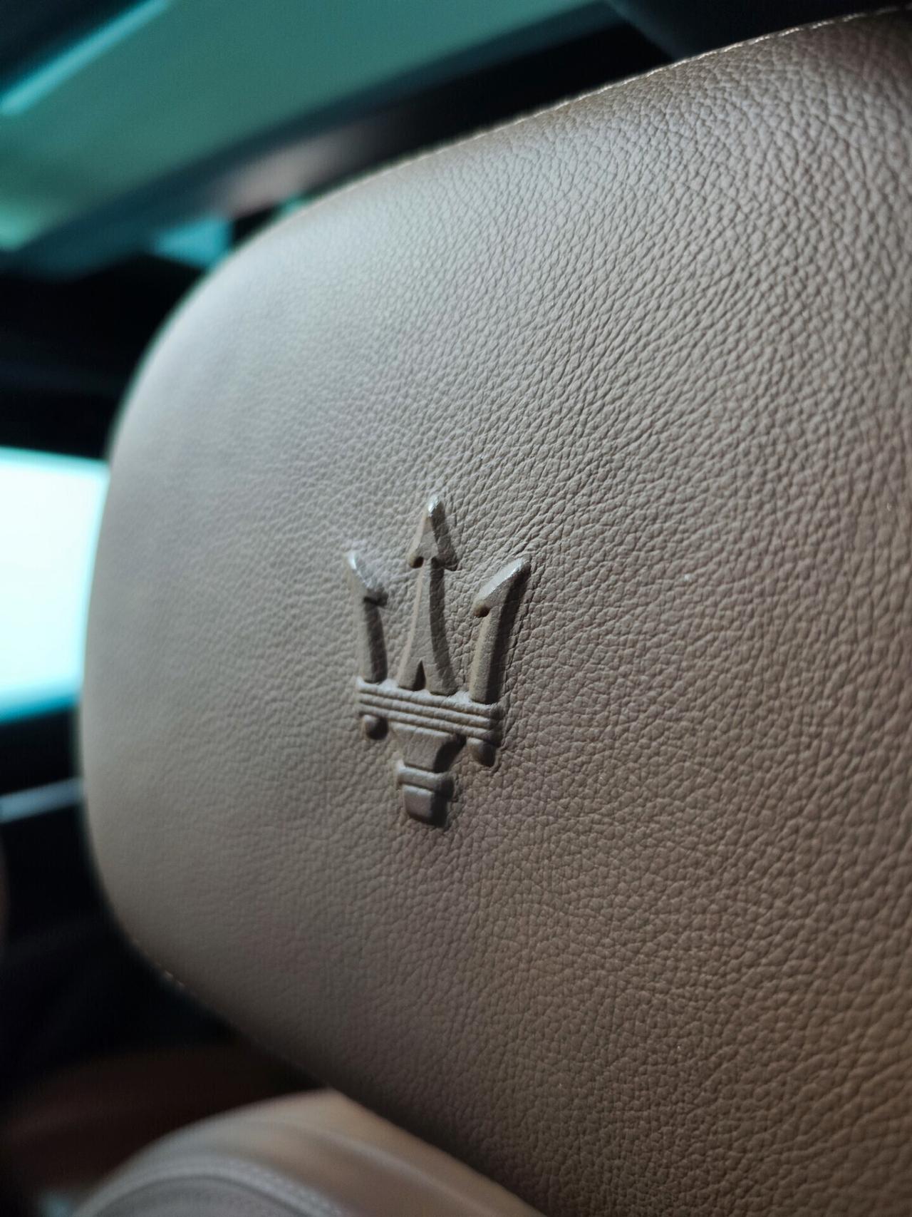 Maserati Levante V6 Diesel 250 CV AWD Granlusso Tetto