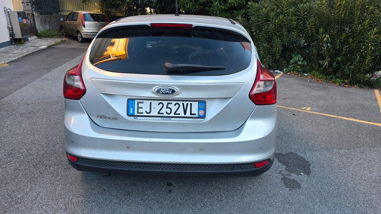 Ford Focus 1.6 TDCi (110CV) 5p. Tit. DPF