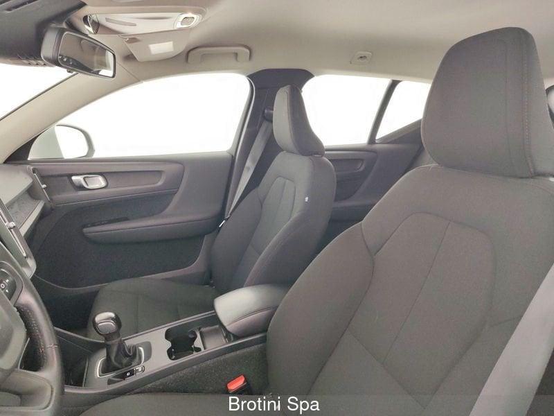 Volvo XC40 T2 Momentum Core