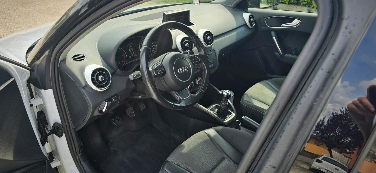 Audi A1 SPB 1.6 TDI - 2012