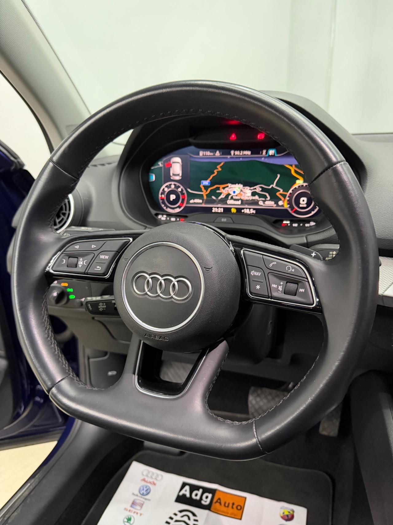 Audi Q2 30 TDI S tronic Identity Black