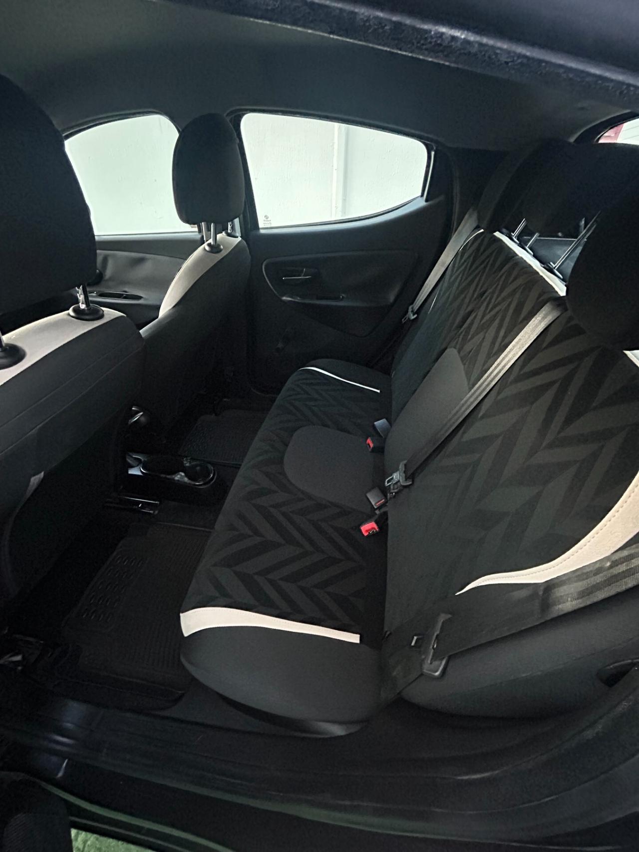 Lancia Ypsilon 2018 1.2 69 CV GPL LEGGI TUTTO!