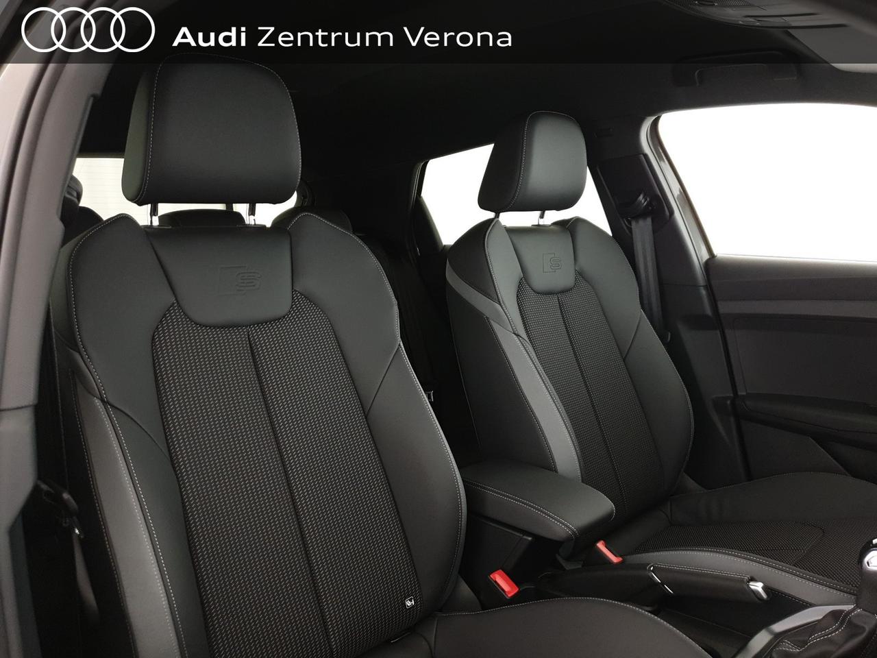 Sportback 35TFSI 150CV S tronic Identity Black