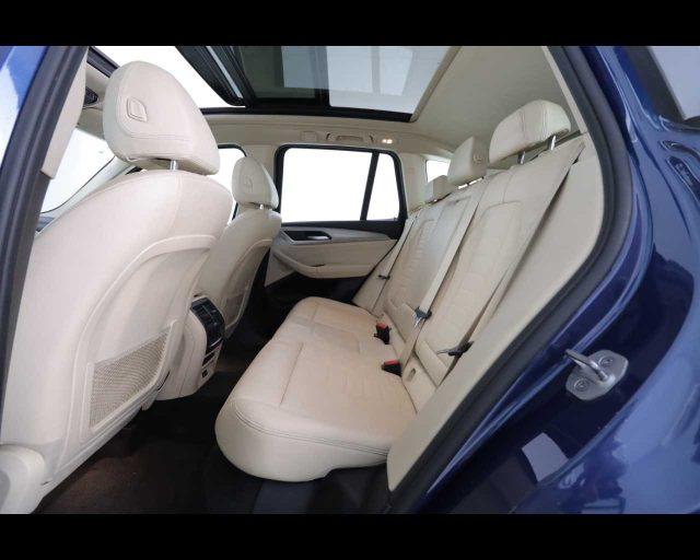 BMW X3 xDrive30e Business Advantage