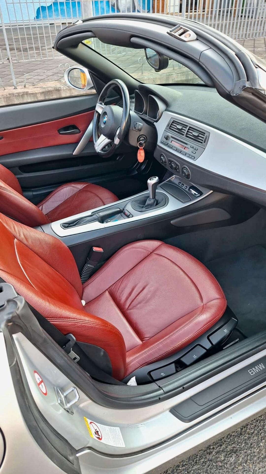 Bmw Z4 2.5i Roadster - PARI AL NUOVO