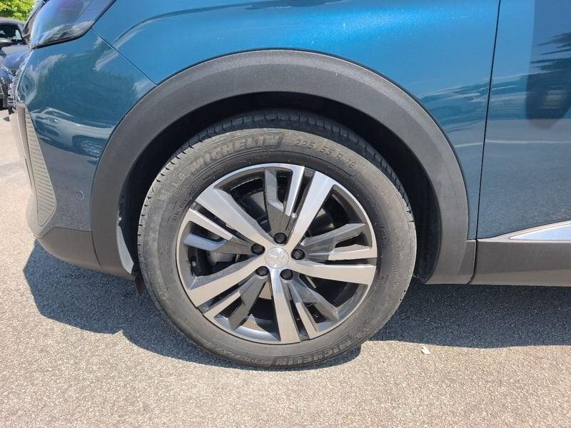 Peugeot 3008 II 2021 1.6 hybrid phev Allure 225cv e-eat8