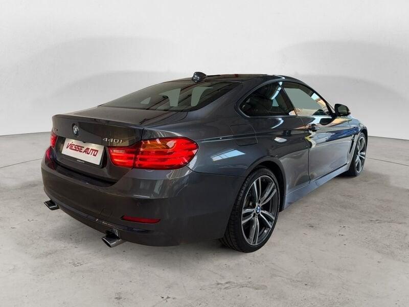 BMW Serie 4 Coupé 440i xDrive aut. Coupé Sport