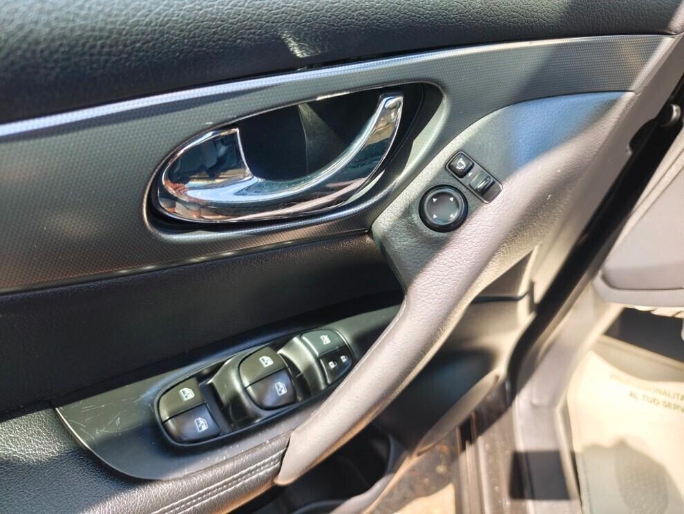 Nissan Qashqai 1.5 DCI 360° TETTO P NAVI FULL EURO 6