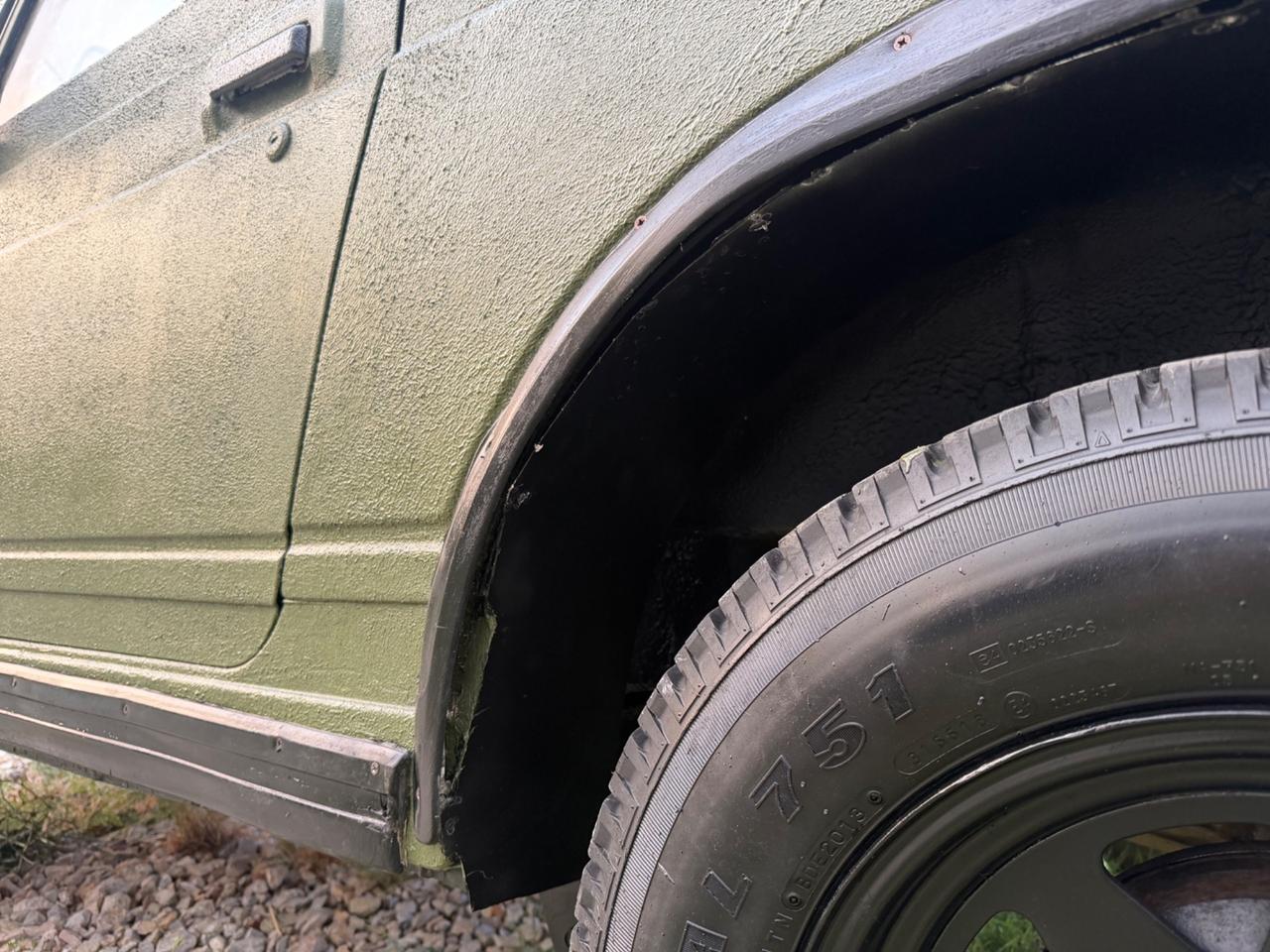 Suzuki SJ 410 SJ413 Berlina Sport