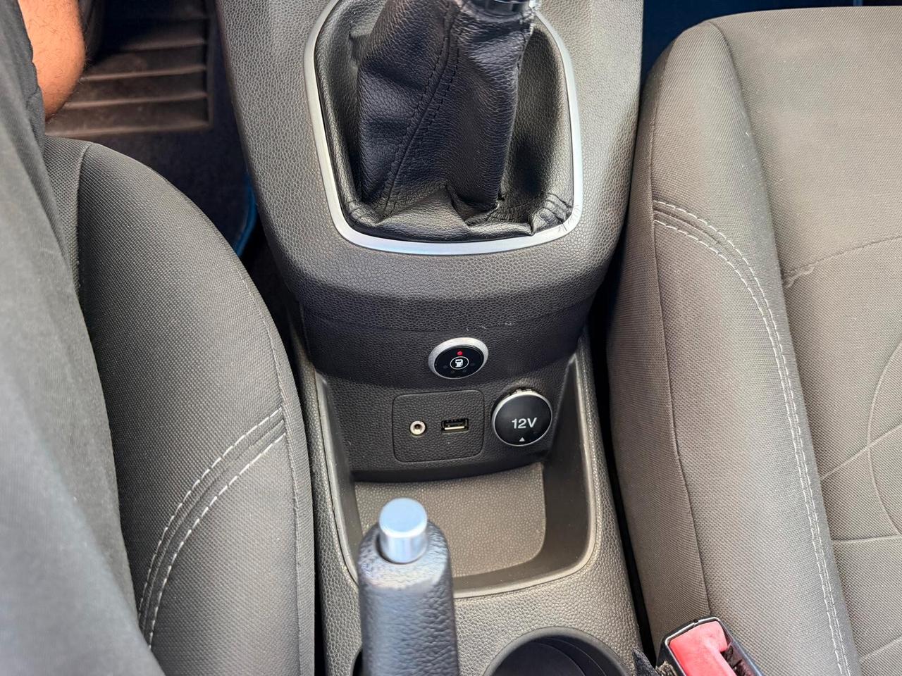 FORD FIESTA 1.4 BENZINA/GPL DI SERIE 100CV