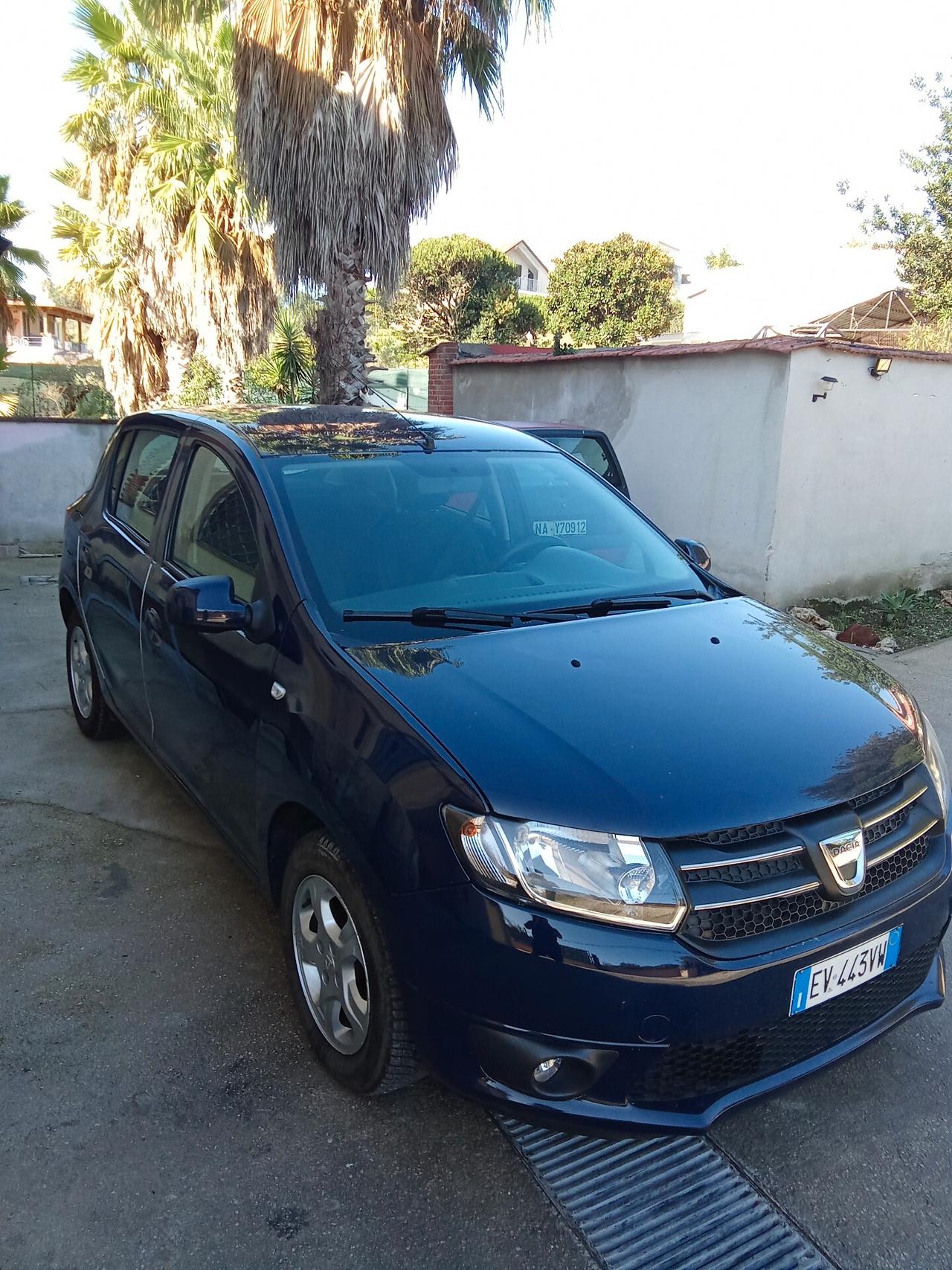 Dacia Sandero 1.2 GPL 75CV 014