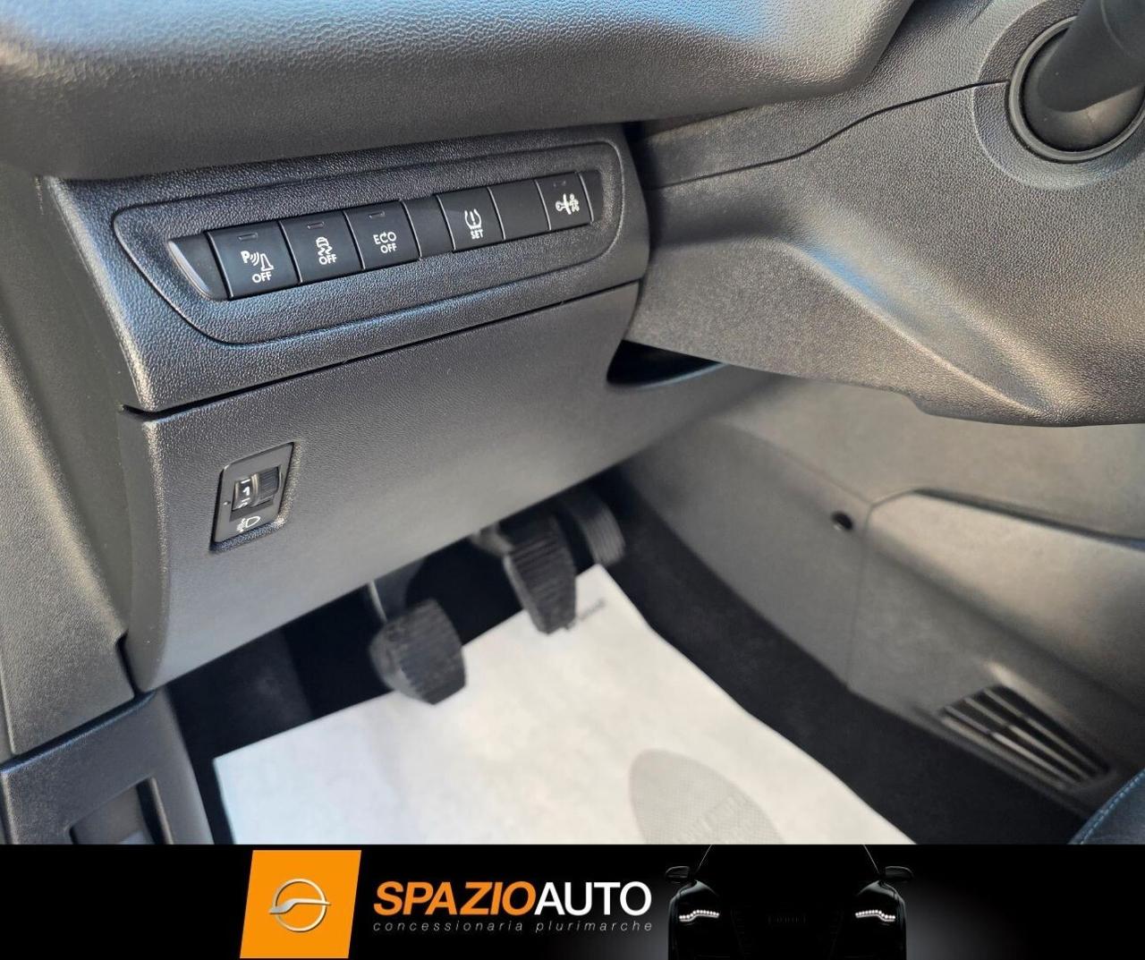 Peugeot 208 1.6 e-HDi 92 CV *ALLURE PLUS*
