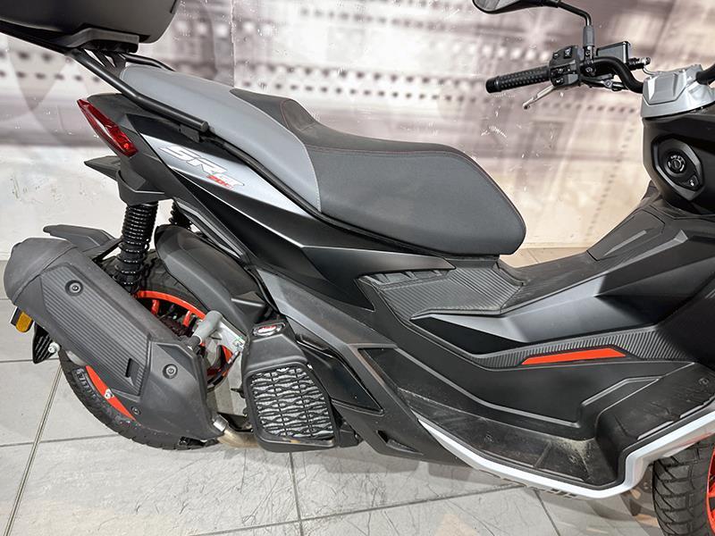 Aprilia SR GT Sport 200