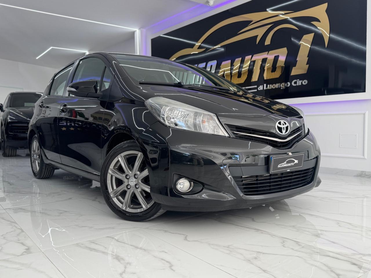 Toyota Yaris 1.4 90 Cv Lounge- Full Opt