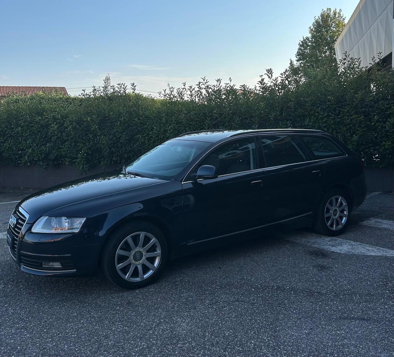 Audi A6 Avant 3.0 V6 TDI 240 F.AP quattro tiptronic Limited Ed