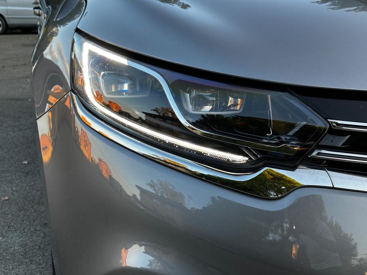 Renault Espace dCi 160CV EDC Energy Initiale Paris 4Control