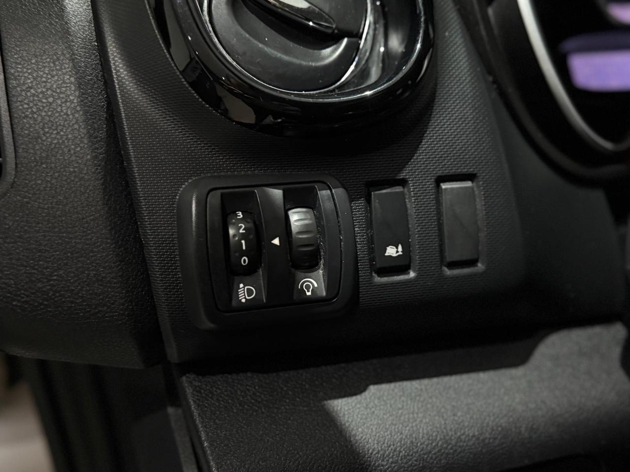 Opel Vivaro 1.6 Biturbo kw107/cv145 posti 8+1