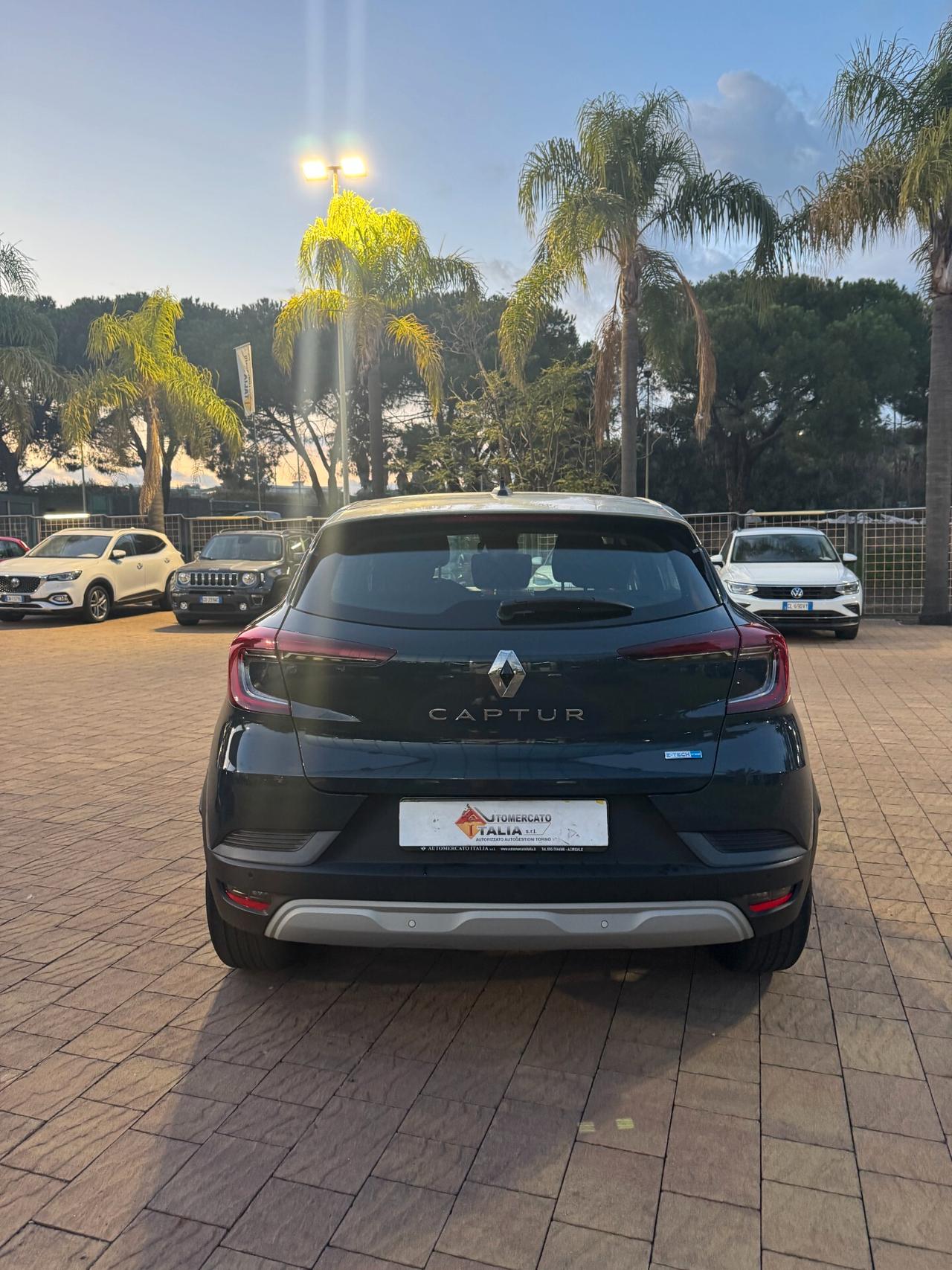 Renault Captur Full Hybrid E-Tech 145 CV Zen