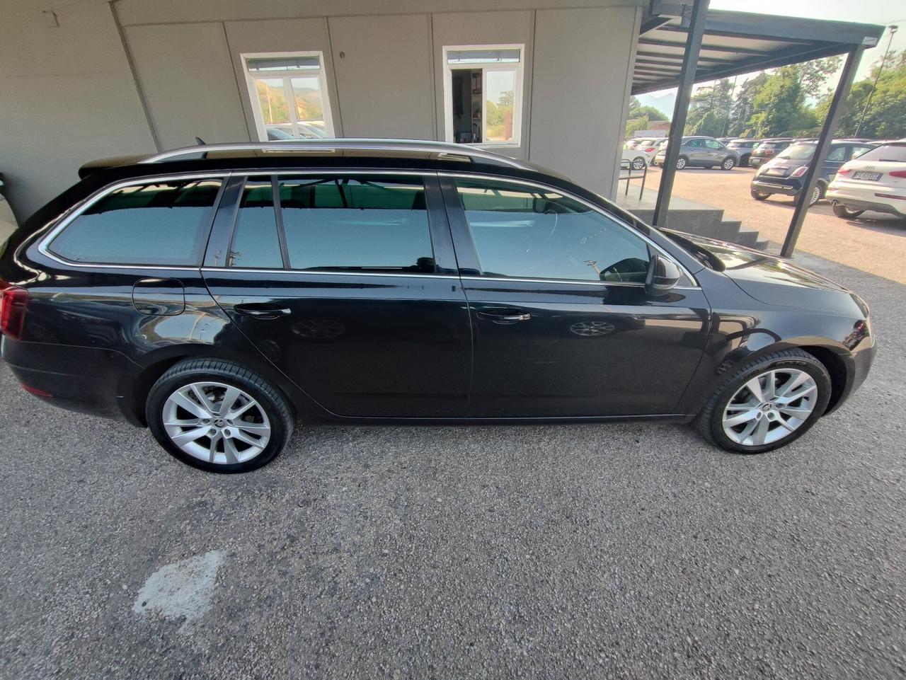 Skoda Octavia 1.5 DSG Wagon Style G-Tec
