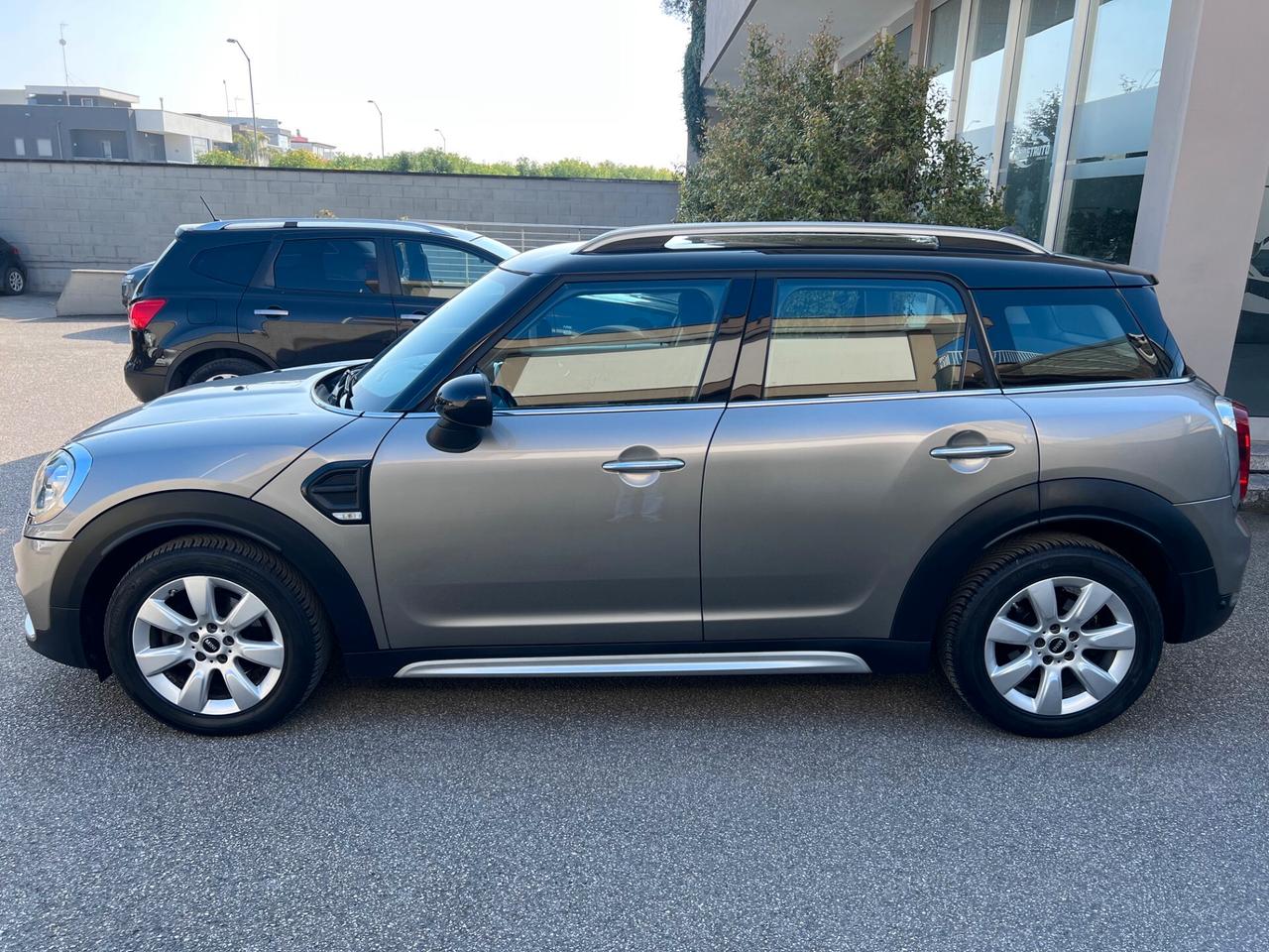 Mini One D Countryman 1.5 115cv Business OK NEOPAT. LED/NAVI PERF.