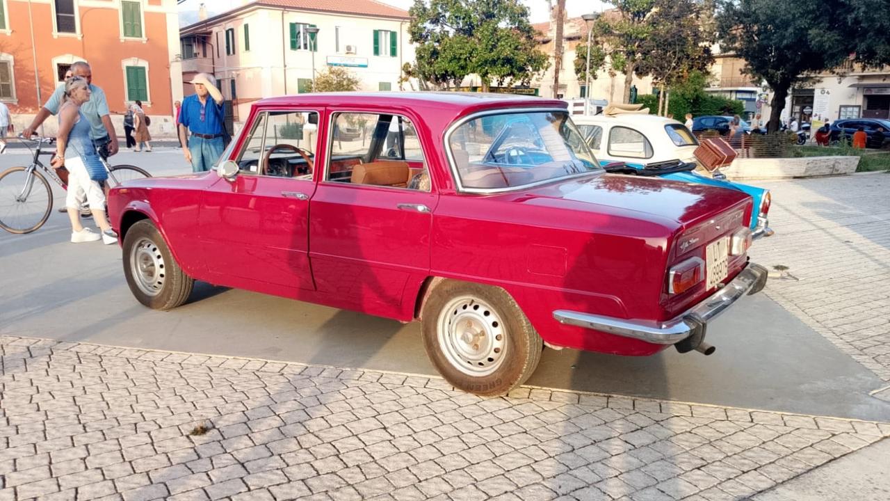 Alfa Romeo Giulia Nuova Super 1300 - 1974