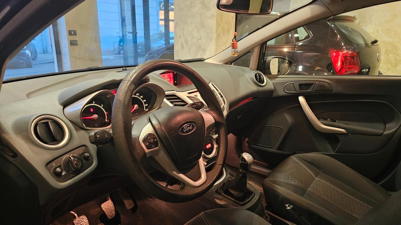 Ford Fiesta 1.2 82 CV 5 porte Titanium