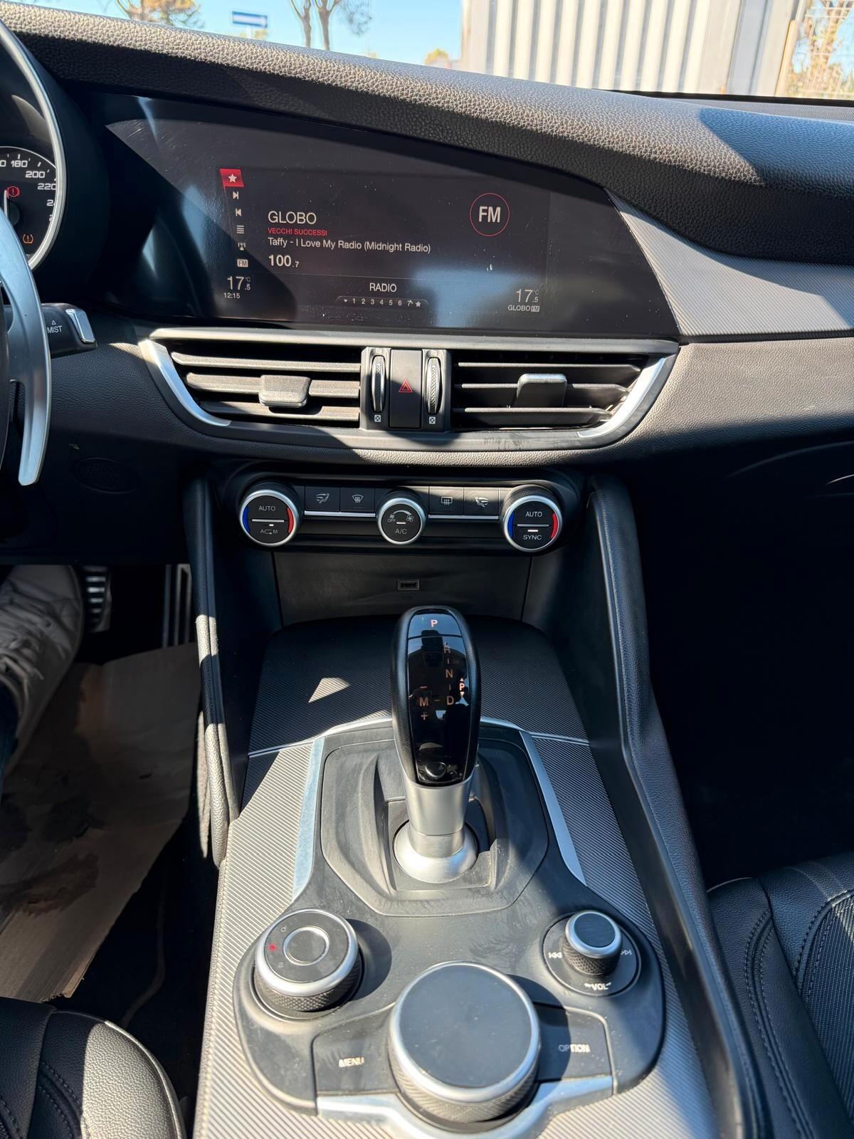 Alfa Romeo Giulia 2.2 Turbodiesel 190 CV AT8 B-Tech