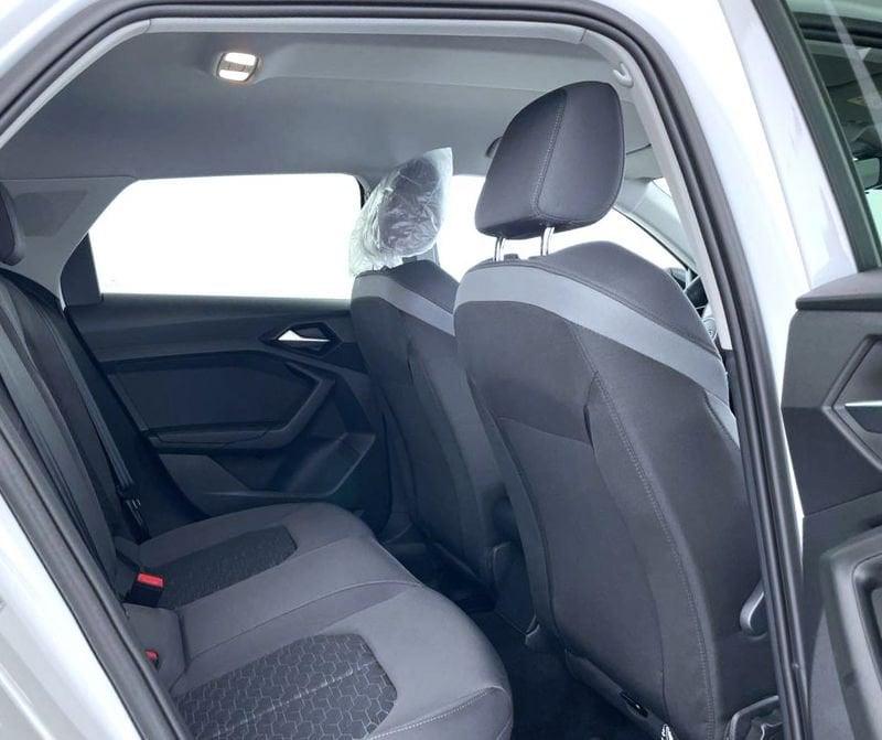 Audi A1 TFSI S Tronic Identity Contrast