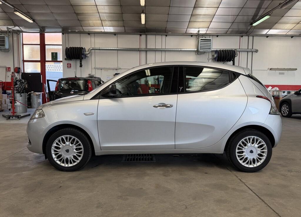 Lancia Ypsilon 5 Porte 1.2 Silver