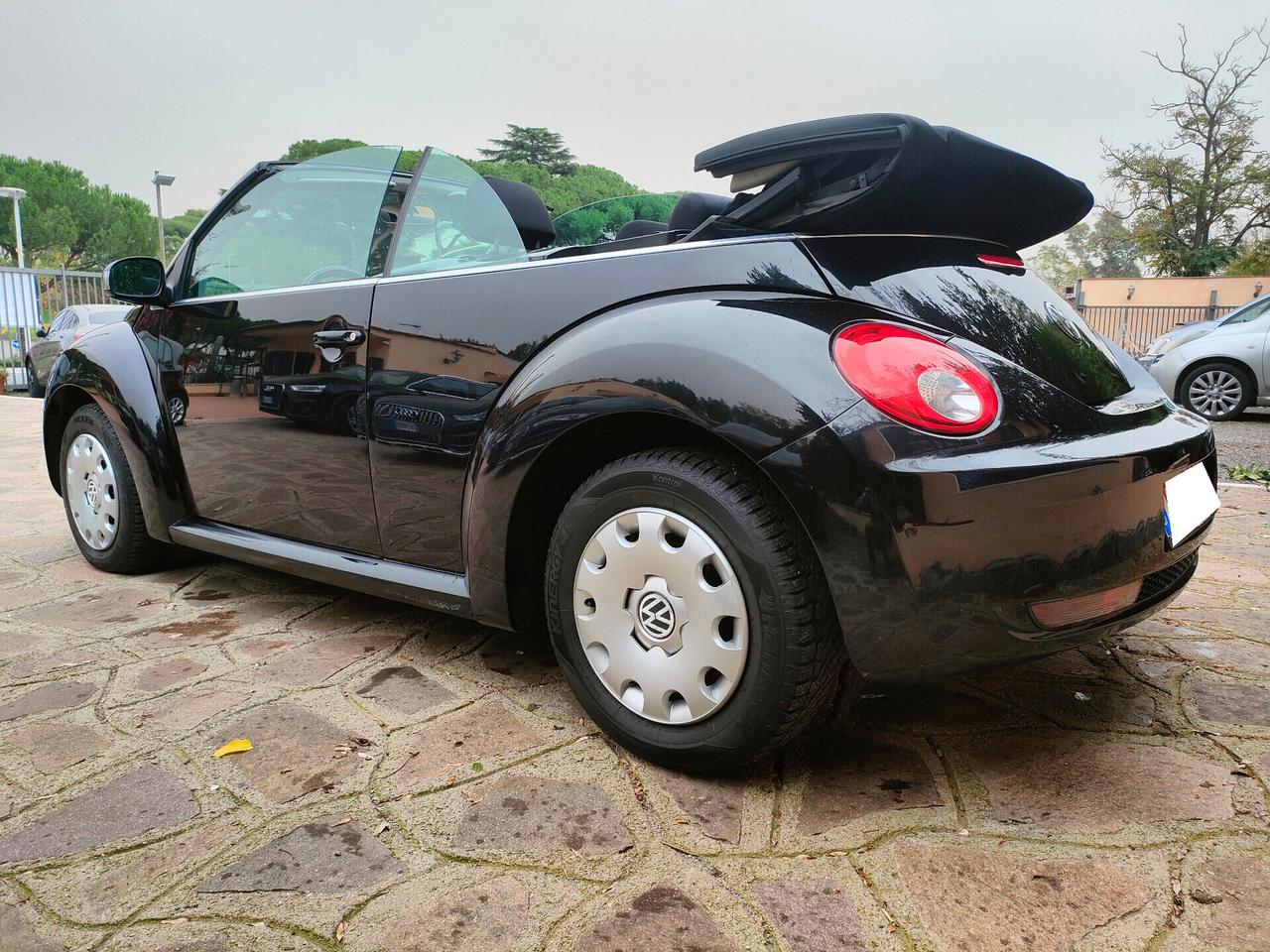 Volkswagen New Beetle 1.4 16V Cabrio